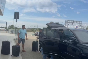 記者：道格拉斯-路易斯啟程前往英格蘭，加盟諾丁漢森林