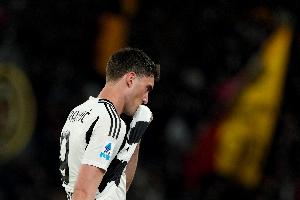 加速推進！記者：DV9愿降薪至年薪800萬歐，米蘭將和尤文展開談判