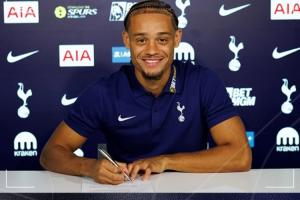 今夏第7簽！官方：熱刺簽下萊比錫前腰西蒙斯，轉(zhuǎn)會費(fèi)6000萬歐