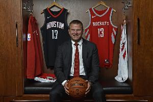 換艘更大的！火箭老板出售超豪華游艇 標價1.92億美元