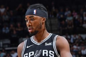 美記：小大衛(wèi)-杜克簽約太陽(yáng) 球員上賽季以雙向合同效力于馬刺