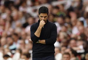 內(nèi)維爾談阿爾特塔：如果中場時換了兩人，意味著比賽沒按計劃進行