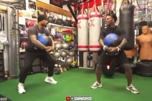 利拉德談復(fù)出時(shí)間：可能下下個(gè)賽季開始的時(shí)候 跟腱可不能亂來