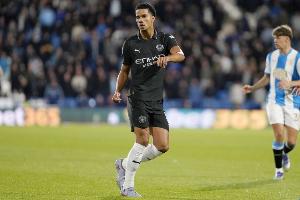 郵報(bào)：工作人員稱贊曼城小將穆卡薩看起來就像一線隊(duì)球員