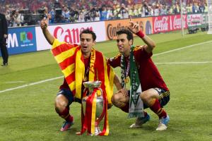 球盲過濾器？布斯克茨身高1米9腳下有活，如何評價(jià)他的職業(yè)生涯？