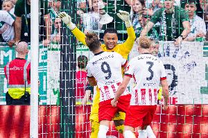 點球殺手！弗賴堡門將連續(xù)5次撲出點球，創(chuàng)德甲歷史記錄