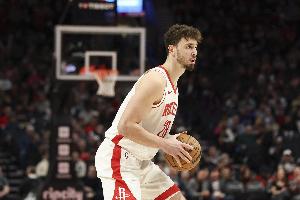 維拉紐瓦：申京是23歲的全明星 他還能變強(qiáng)&他還沒到巔峰