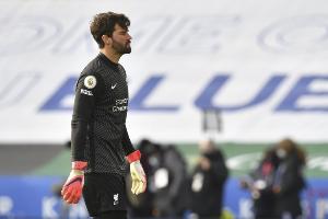 DO：阿利森預(yù)計(jì)傷缺六周，將無(wú)緣出戰(zhàn)切爾西、曼聯(lián)、皇馬及曼城