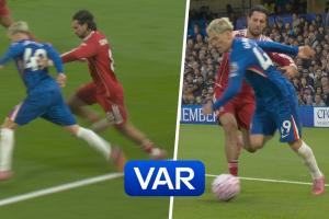 內(nèi)維爾：加納喬倒地不是點(diǎn)球，他摔得很刻意，索博夠不上犯規(guī)