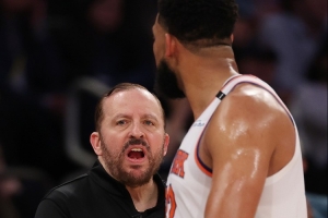 唐斯：錫伯杜教會我永遠(yuǎn)不要算計(jì)別人的錢 珍惜自己擁有的就足夠