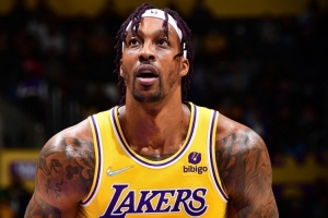 霍華德：有些球員拿到工資2周就花完了 他們會買些不可思議的東西