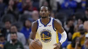 很穩(wěn)健！庫明加上半場7投3中&6罰5中砍下11分6籃板2助攻