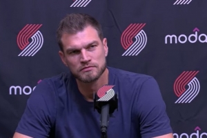 球隊(duì)回避打擋拆？斯普利特：我們沒有哈登那樣主導(dǎo)擋拆配合的球員