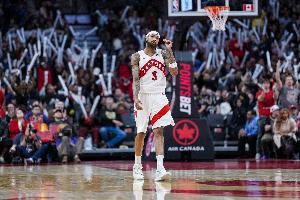 彈無虛發(fā)！英格拉姆首節(jié)4中4高效拿下9分1板2助1斷1帽