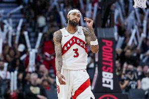 狀態(tài)火熱！英格拉姆半場9中7&三分3中2拿到18分&填滿數(shù)據(jù)欄