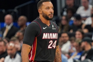 鮑威爾：想把科比的心態(tài)、韋德的技術(shù)結(jié)合成我的打球風(fēng)格