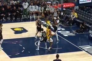 痛擊老隊(duì)友！特納帽翻昆頓-杰克遜 后者回更衣室&本場(chǎng)回歸成疑