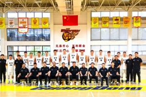 太厚了！記者：廣東全運(yùn)男籃12人放到其他隊(duì) 是都能打首發(fā)的水平