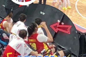 豪車燒油多！張子宇休息時12秒干完一瓶運動飲料