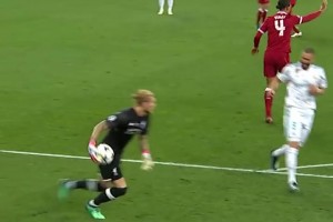 ??都怪本澤馬！卡里烏斯失誤！詹俊:巨大巨大超級(jí)超級(jí)低級(jí)失誤