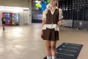 短裙白襪小甜妹！李月汝最新賽前穿搭 小寶真的越長越漂亮了??！