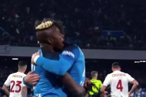 歐洲頂級中鋒！奧斯梅恩對抗、速度、射術(shù)堪稱頂級！