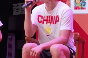 胡明軒回憶亞洲杯最后一投失絕殺：按郭導(dǎo)布置的戰(zhàn)術(shù) 會(huì)覺得可惜