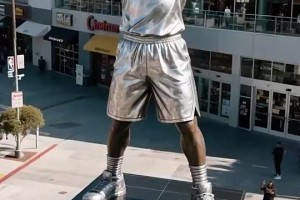 如果湖人為詹姆斯立個雕像，這個如何？