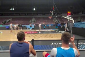 投籃有時(shí)是一種感覺??