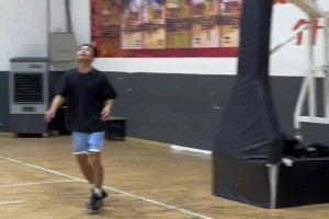 追夢(mèng)為百分戰(zhàn)訓(xùn)練，不得不說這投籃是真準(zhǔn)