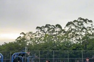 不是哥們！我都沒(méi)準(zhǔn)備好你能扣這些動(dòng)作