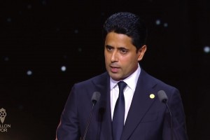 毫無懸念！官方：巴黎圣日耳曼獲最佳俱樂部獎，上賽季加冕4冠王