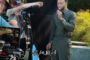 小學生變大佬！庫里拍攝廣告抽著雪茄 大佬氣勢十足啊~