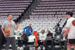 世界太瘋狂了！昨天助教斯普利特還在點評楊瀚森 今天升級主教