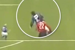 簡直太殘暴了！卡卡連續(xù)變向生生晃斷薩穆埃爾韌帶！