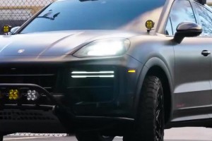 全都是豪車啊！??掘金眾將抵達球館，看看誰的座駕最帥！