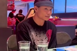 王猛：詹姆斯拿MVP場均10罰，哈登連續(xù)6年場均10罰，為何接受不了SGA？